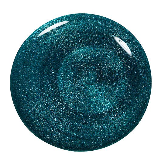ESSIE-enamel-trophy-wife-pack-shot
