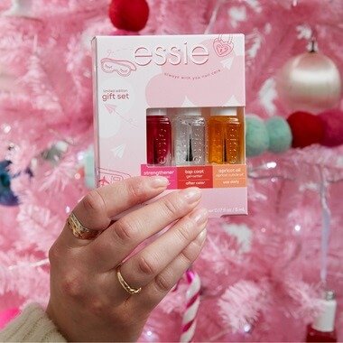 the one with nail resolutions