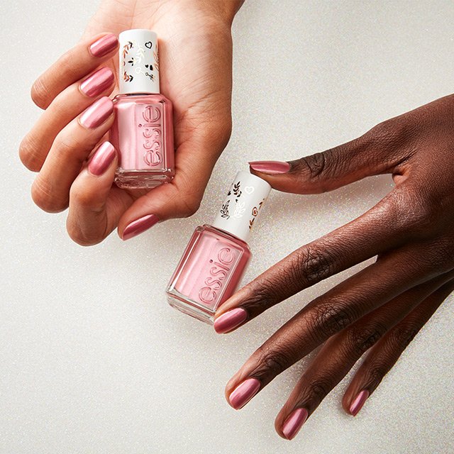 Reds Gel Couture Longwear Long Lasting Nail Polish Essie