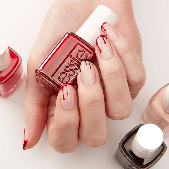 drippy nail art