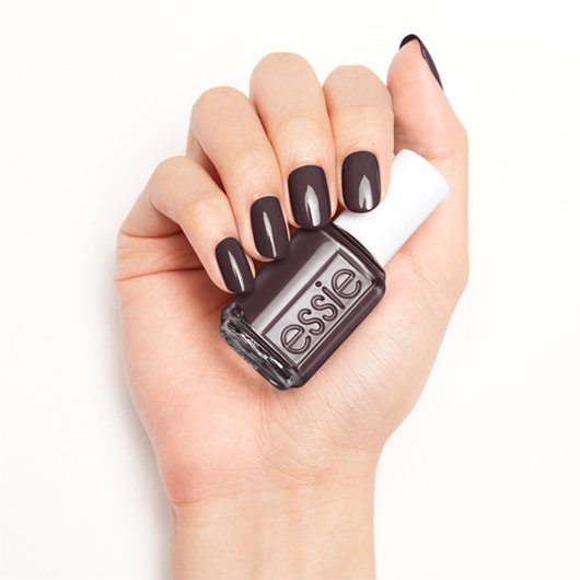 smokin' hot dark purple gray nail polish & nail color essie