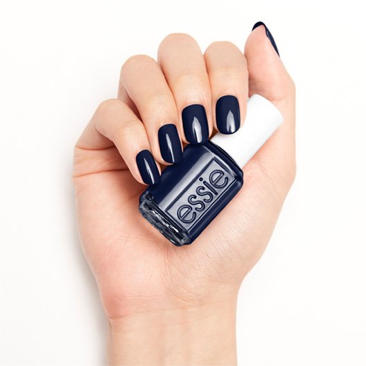45+ Stunning Navy Blue Nails To Try Right Now | Navy Blue Nail Designs