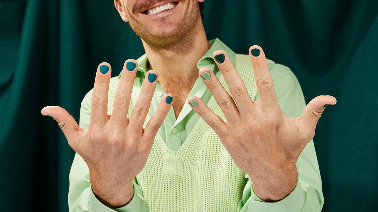 browse green nail polishes