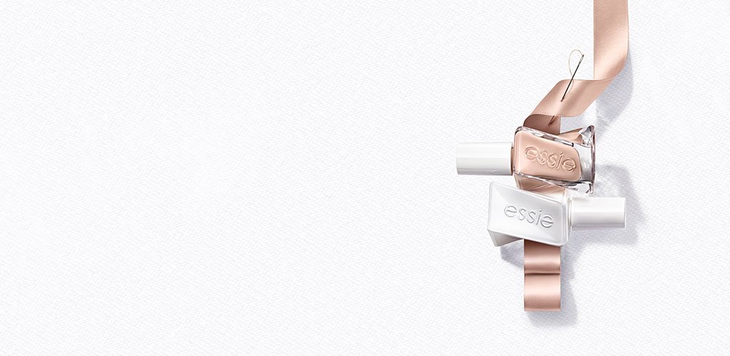 essie-gel-couture-buttoned-buffed-nudes