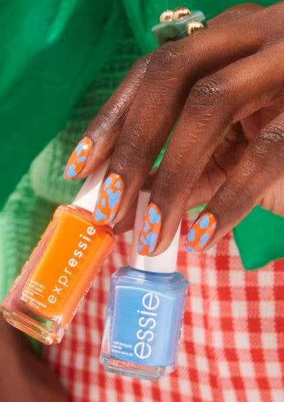 Neon Orange Acrylic Nail Designs for Summer 2023: Bright, Short and Ombre  Styles! Nail Art Ideas | Orange nail designs, Orange acrylic nails, Orange  nails