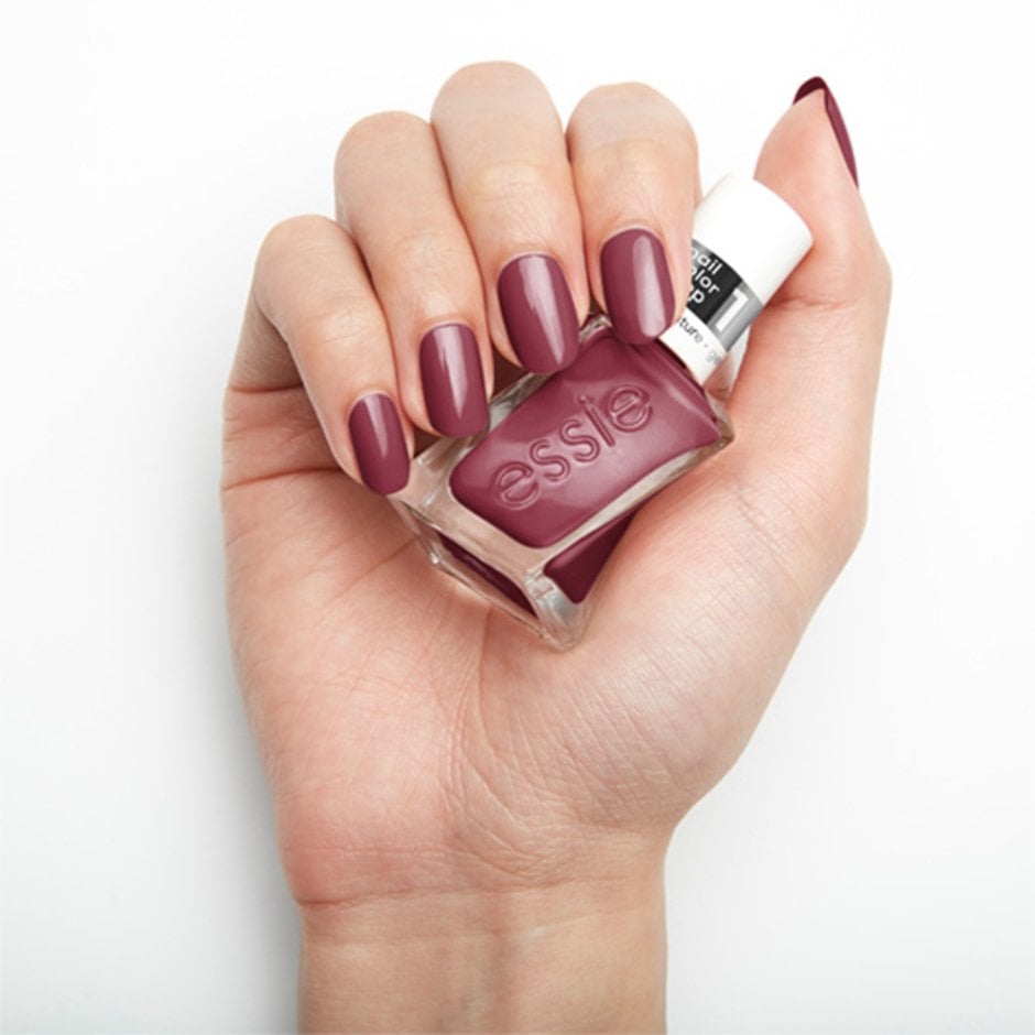 not what it seams, essie gel couture longwear nail polish