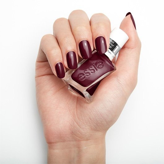 model clicks, essie gel couture longwear nail polish
